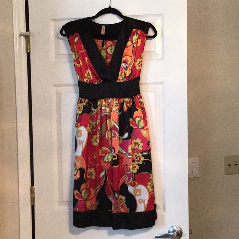London-Eyes satin dress